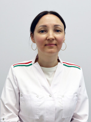 Заведующая поликлиническим отделением Филатова Анастасия Сергеевна